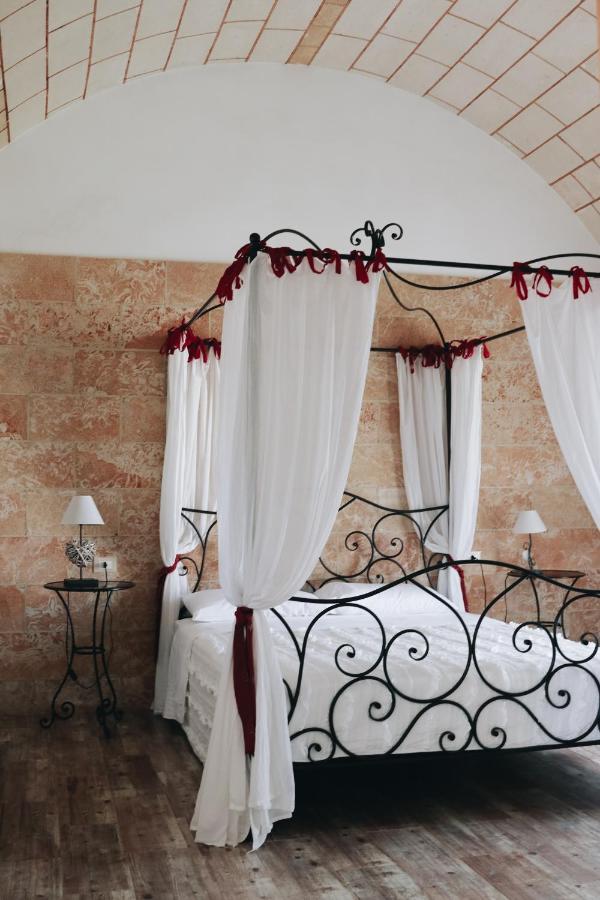 Masseria Petrusella Giuggianello ภายนอก รูปภาพ